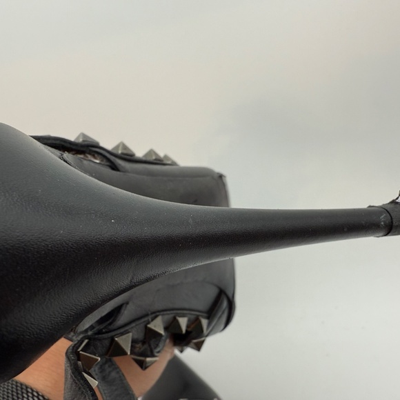 VALENTINO NOIR ROCKSTUD BLACK 100MM SLING BACK PUMPS SIZE 40.5 - Picture 10 of 12